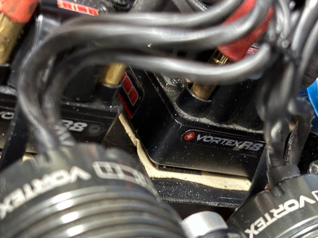 ヒ*ゲ様 京商MAD FORCE CRUISER VE ツインモーター