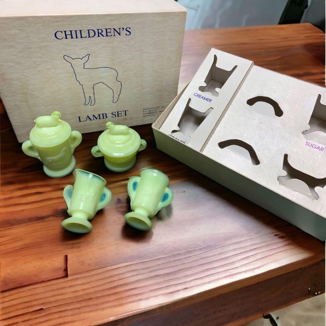 おままごとサイズ ウランガラス 子供用 お子様サイズ アメリカ製 箱付き 羊