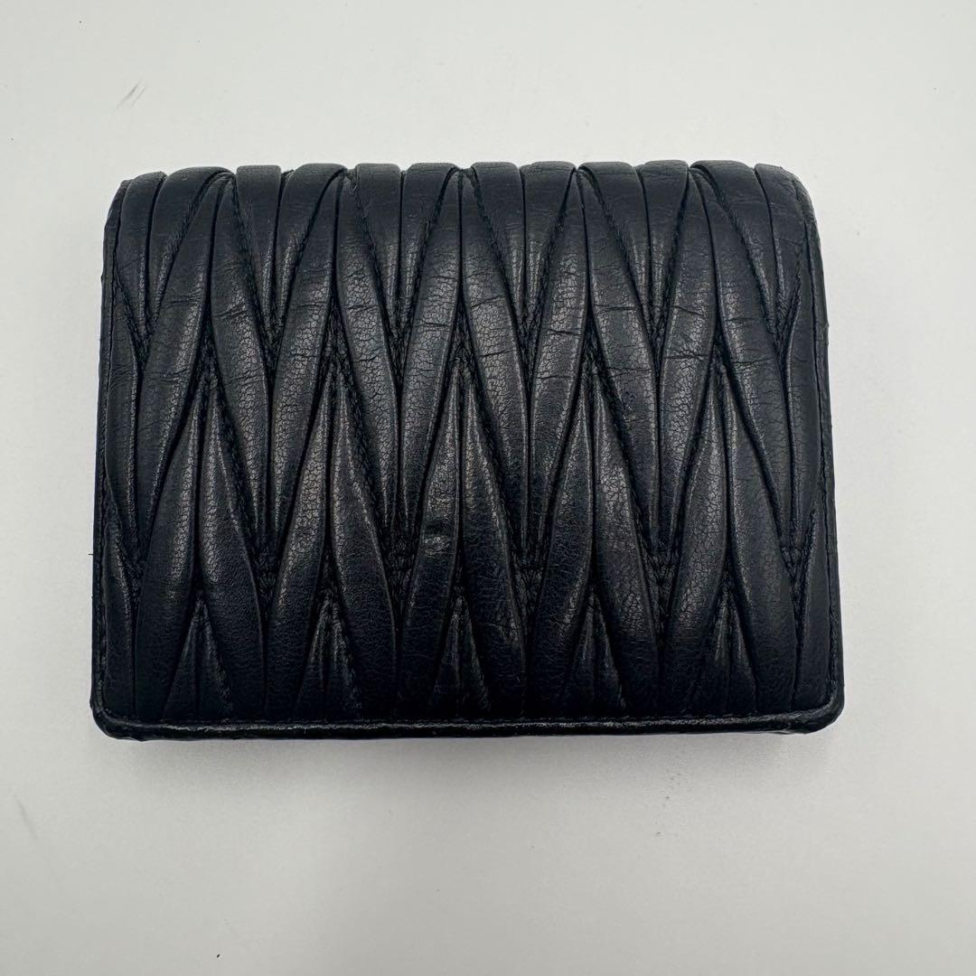 【良品✨】miu miu ミュウミュウ　コンパクトウォレット　ビジュー　革　黒