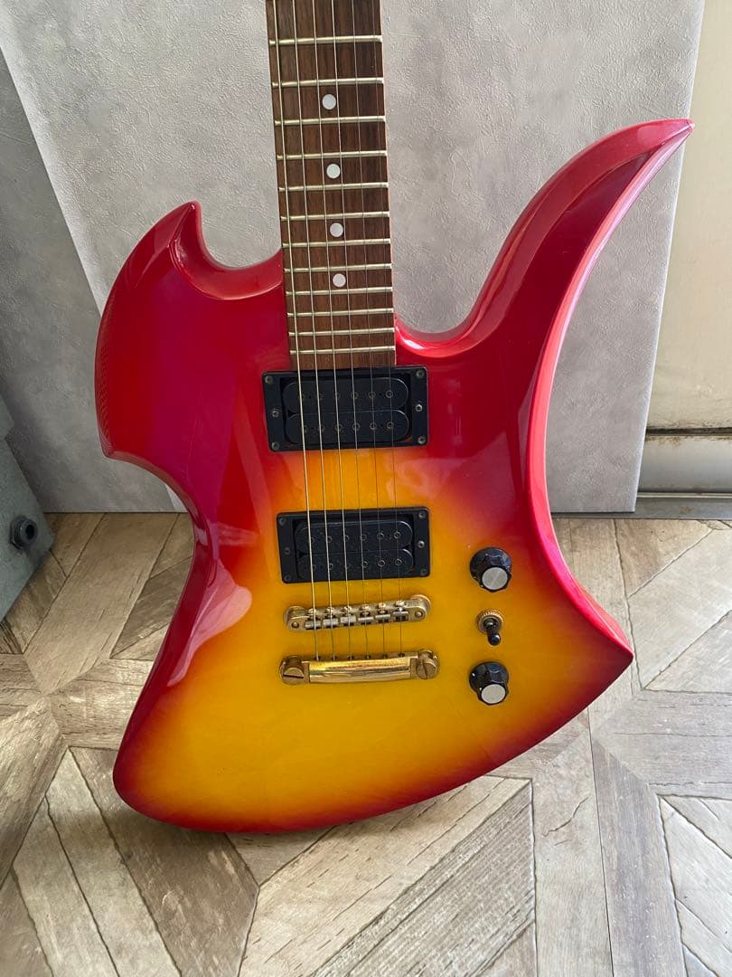 TARGET ターゲット　ギター