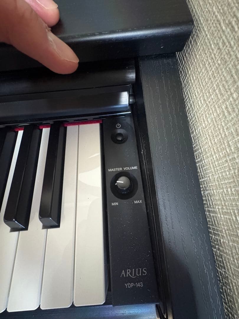 Yamaha YDP-143 電子ピアノ　2016製