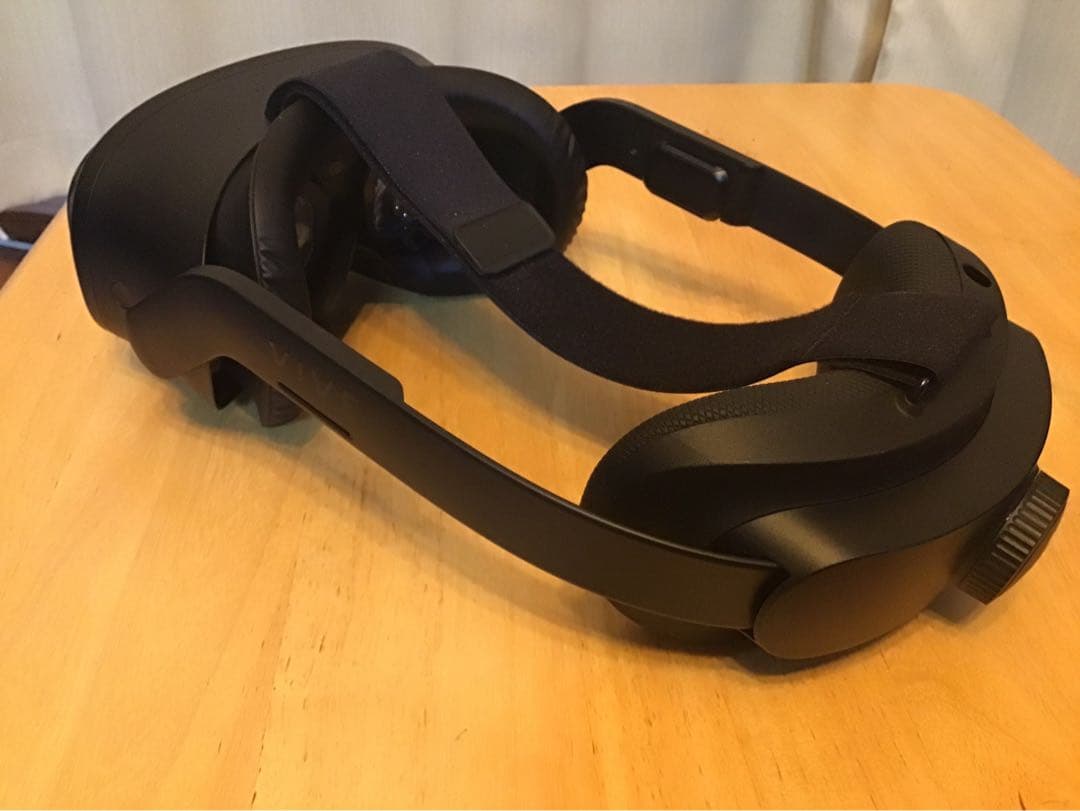 VIVE FOCUS Vision CE VRヘッドセット 本体