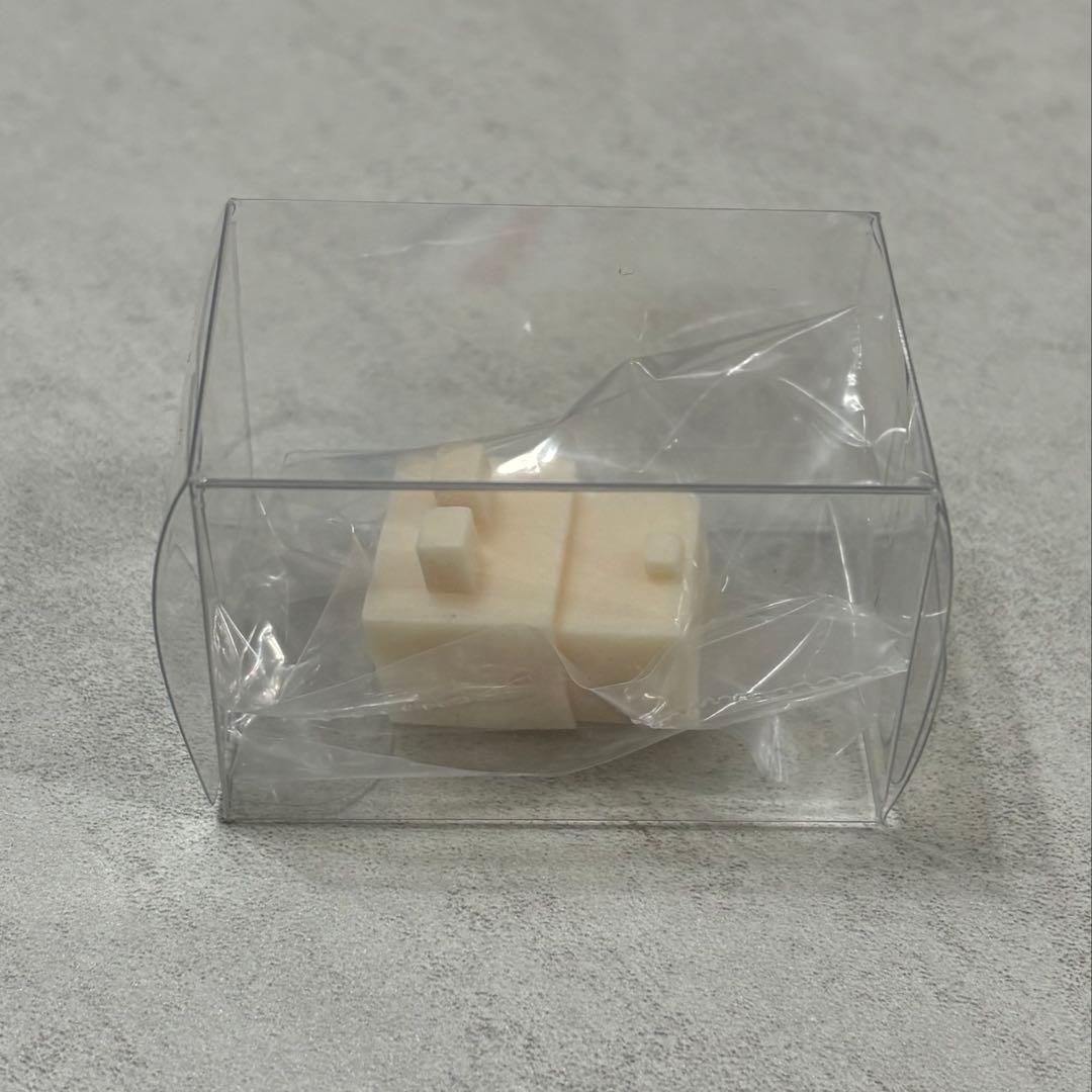 もにまるず　四角いもにまるず　うさぎ