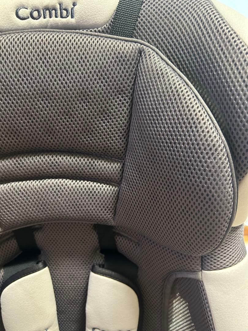 【美品】Combi コンビ ジョイトリップ エアスルー GC エアーグレー