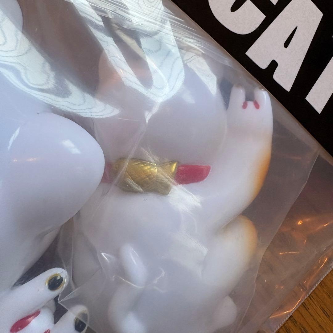 ノイズキャット　ソフビ　sofubi 招き猫　ギター　アートトイ　抽選