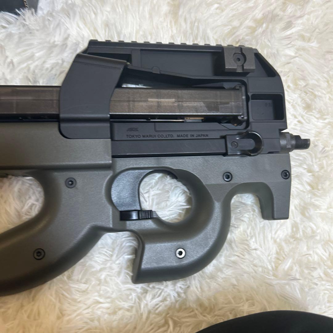 【美品】東京マルイ 電動ガン PS90HC　P90