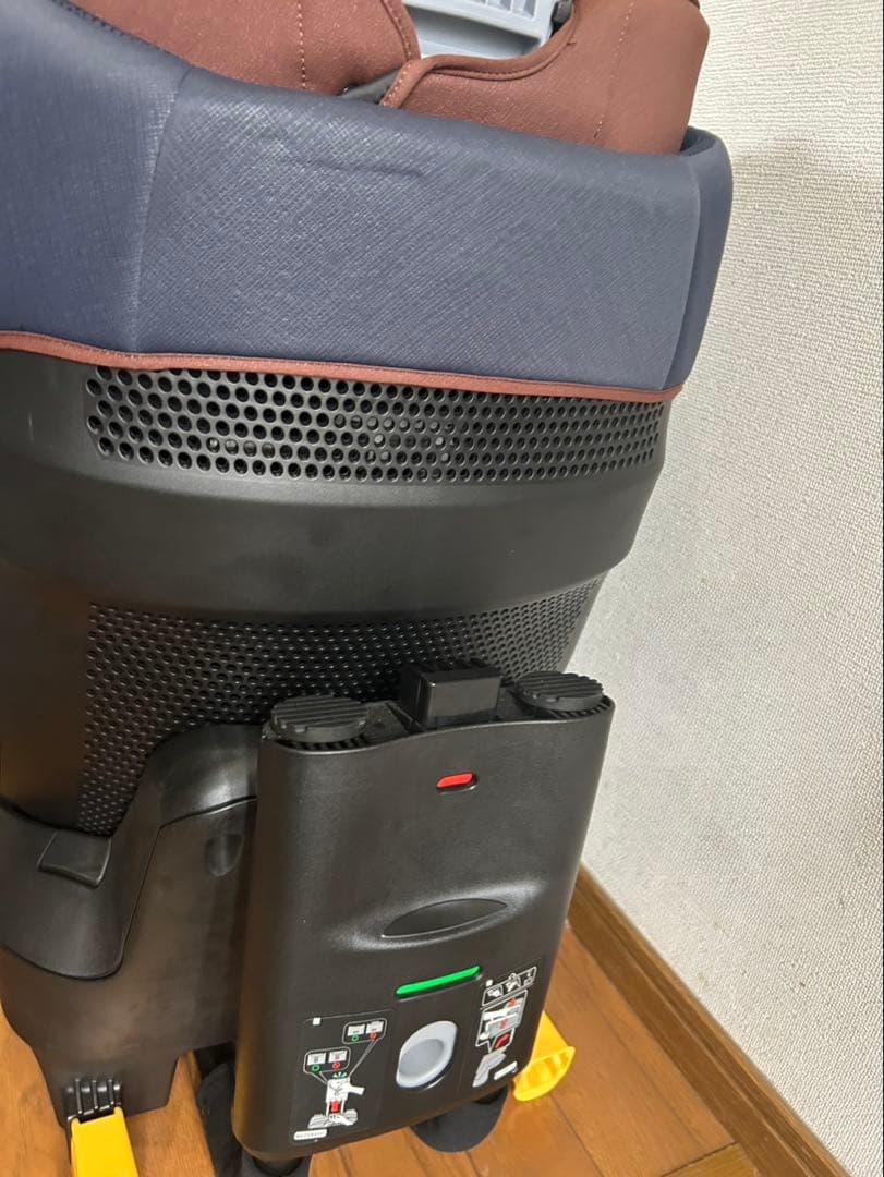 エールベベ クルットR グランス ISOFIX対応 R129