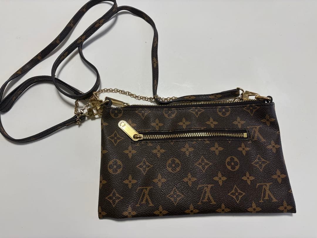 レディース　ショルダーバッグ