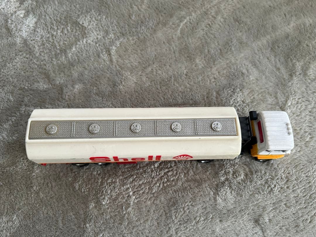 トミカダンディHINO SEMITRAILER TANK LORRY Shell