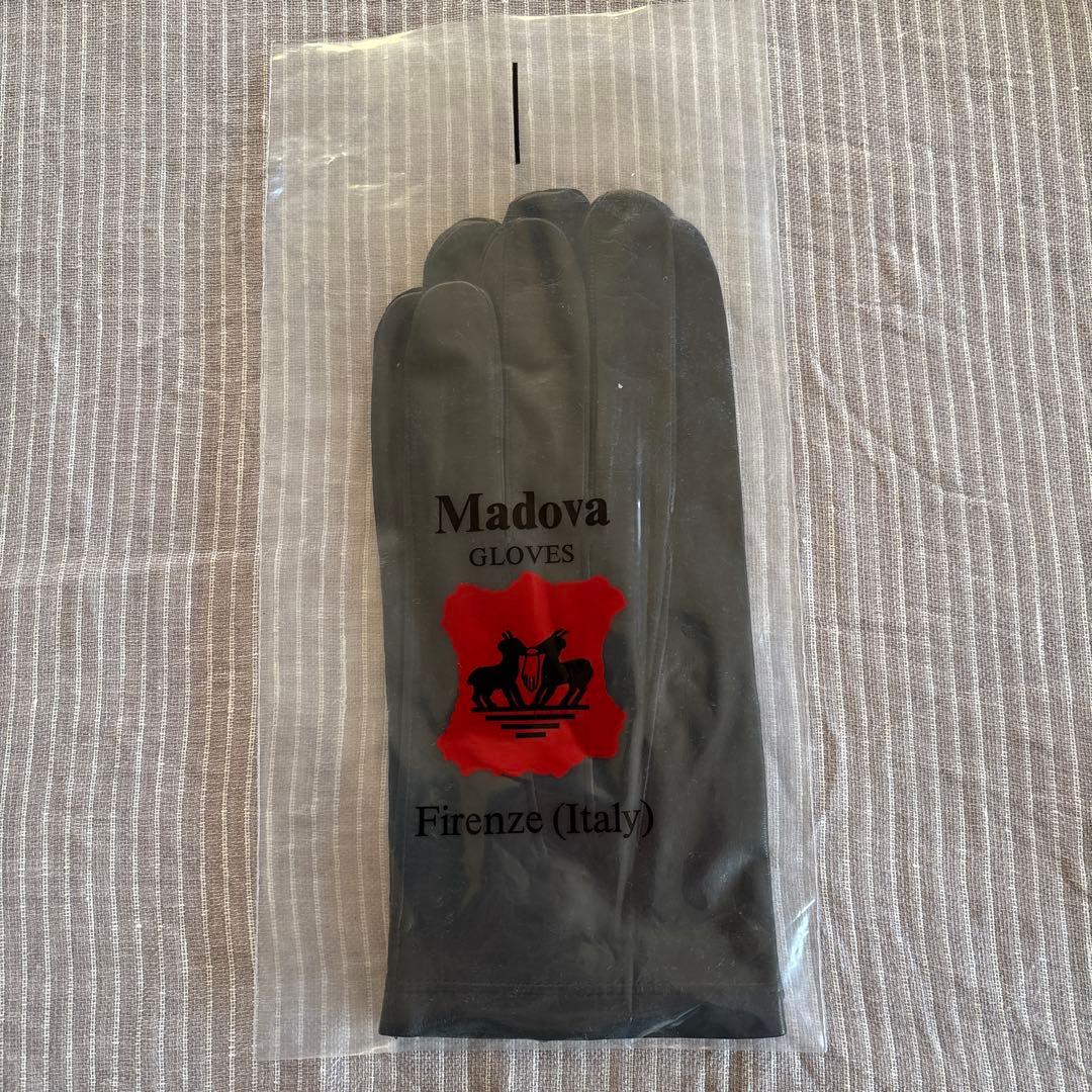 フィレンツェ　Madova Glovesの黒メンズレザー手袋