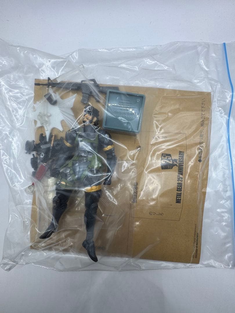 【美品】リボルテックヤマグチ メタルギアソリッド スネーク