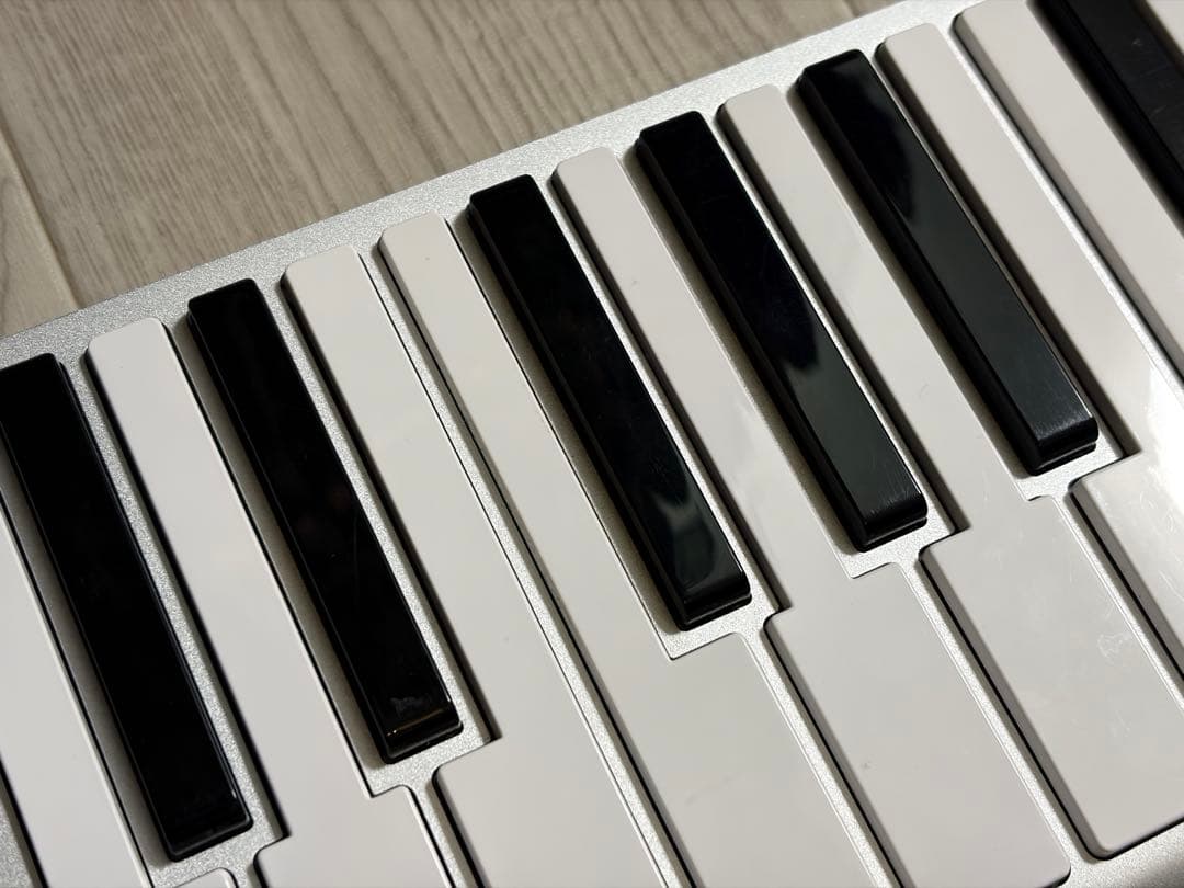 n*h様 CME Xkey 37 MIDIキーボード