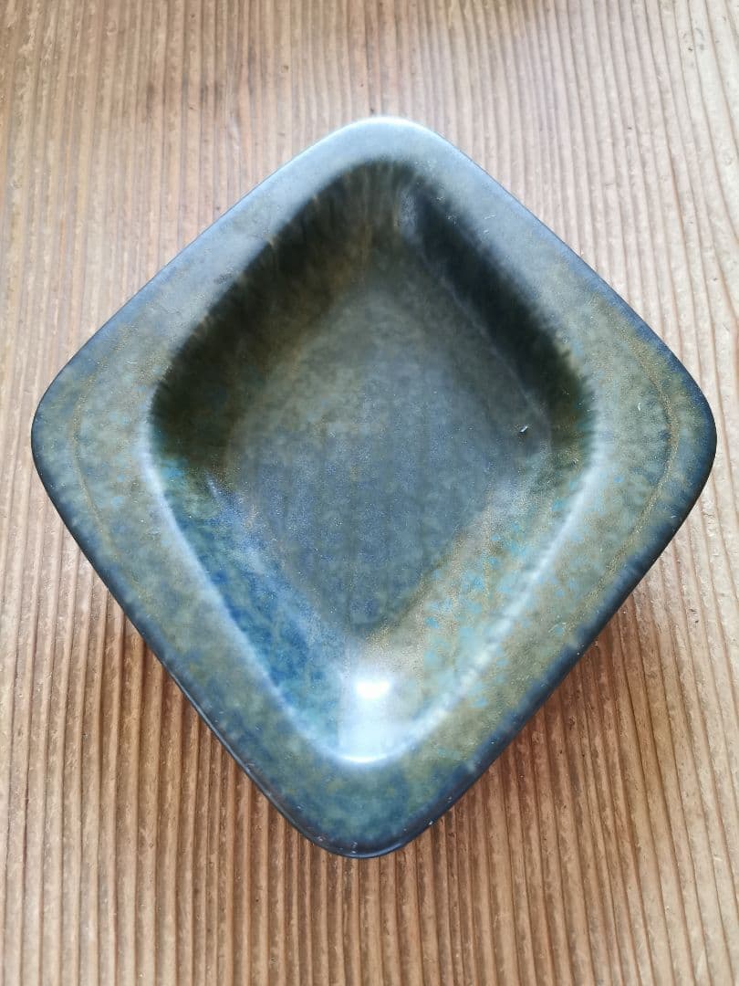 北欧スウェーデン ヴィンテージ 鉛青錆色の美しいロンバス深皿 グンナーニールンド