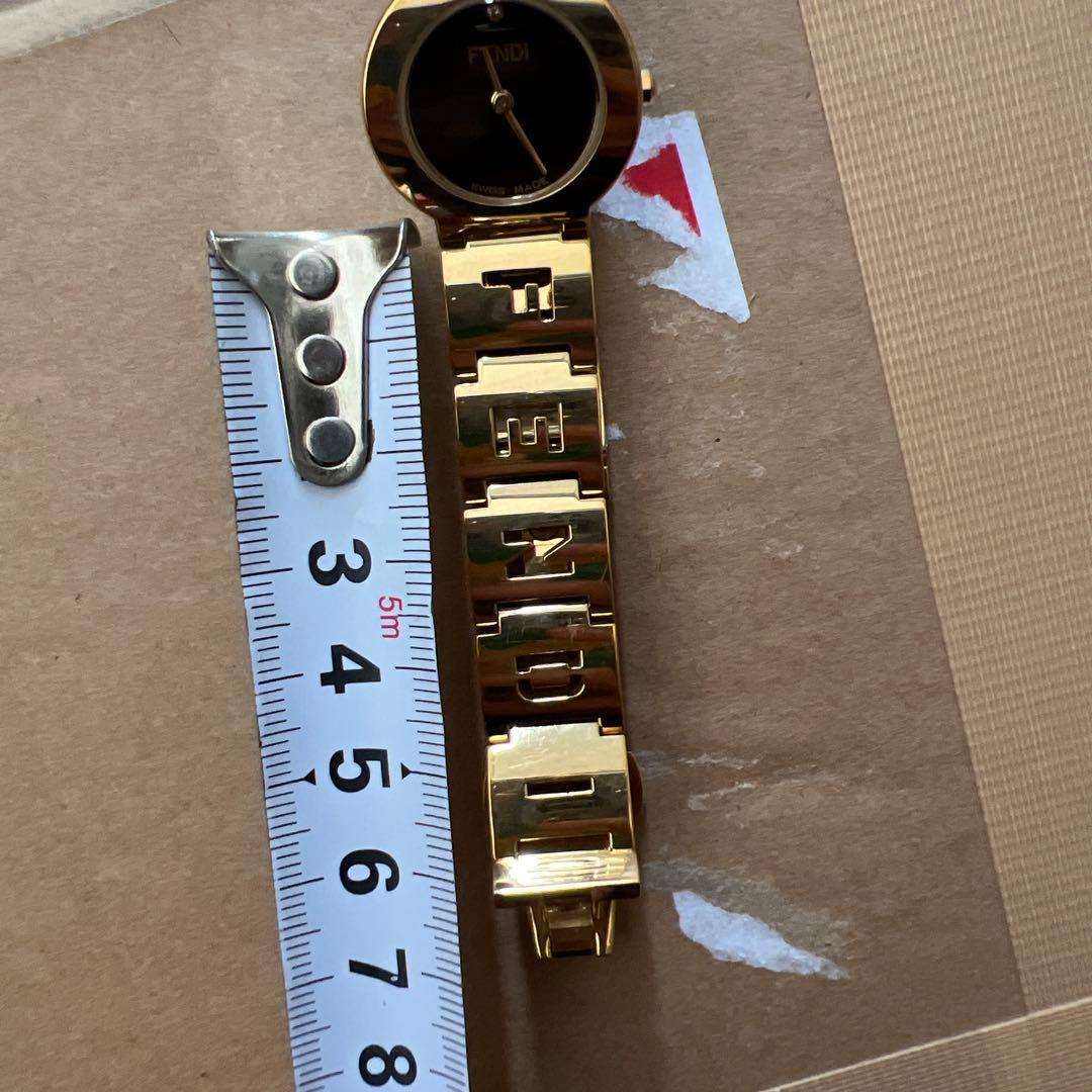 FENDI フェンディ 腕時計 ゴールド