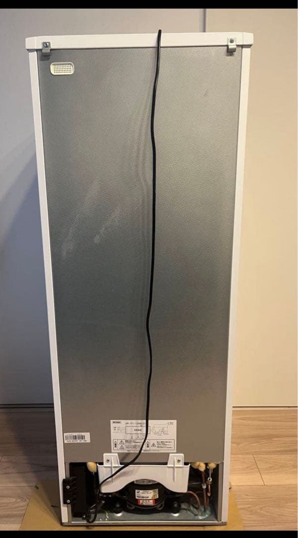 送料込み！2018年製　冷凍冷蔵庫 156L 静音