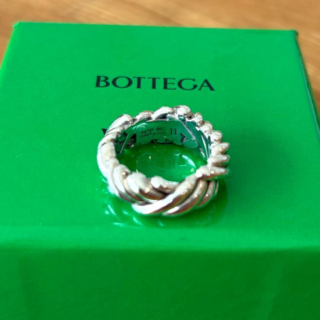 限定値下げ！ボッテガヴェネタ　イントレチャートリング　シルバー　11号