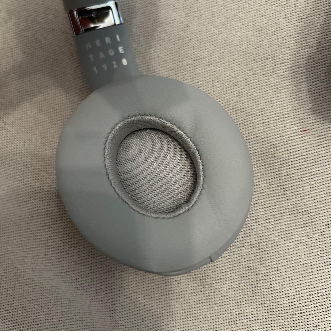 Beats Solo3 Wireless ミッキーマウス生誕90周年　ヘッドホン