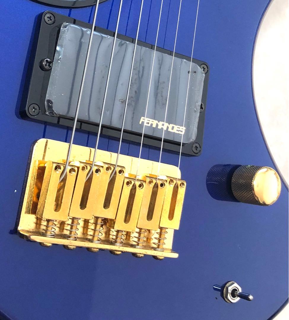 【超美品】ZO-3C メタリックブルー アンプ内蔵ミニギター ソフトケース付