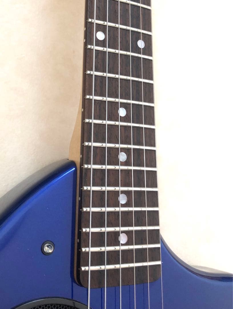 【超美品】ZO-3C メタリックブルー アンプ内蔵ミニギター ソフトケース付