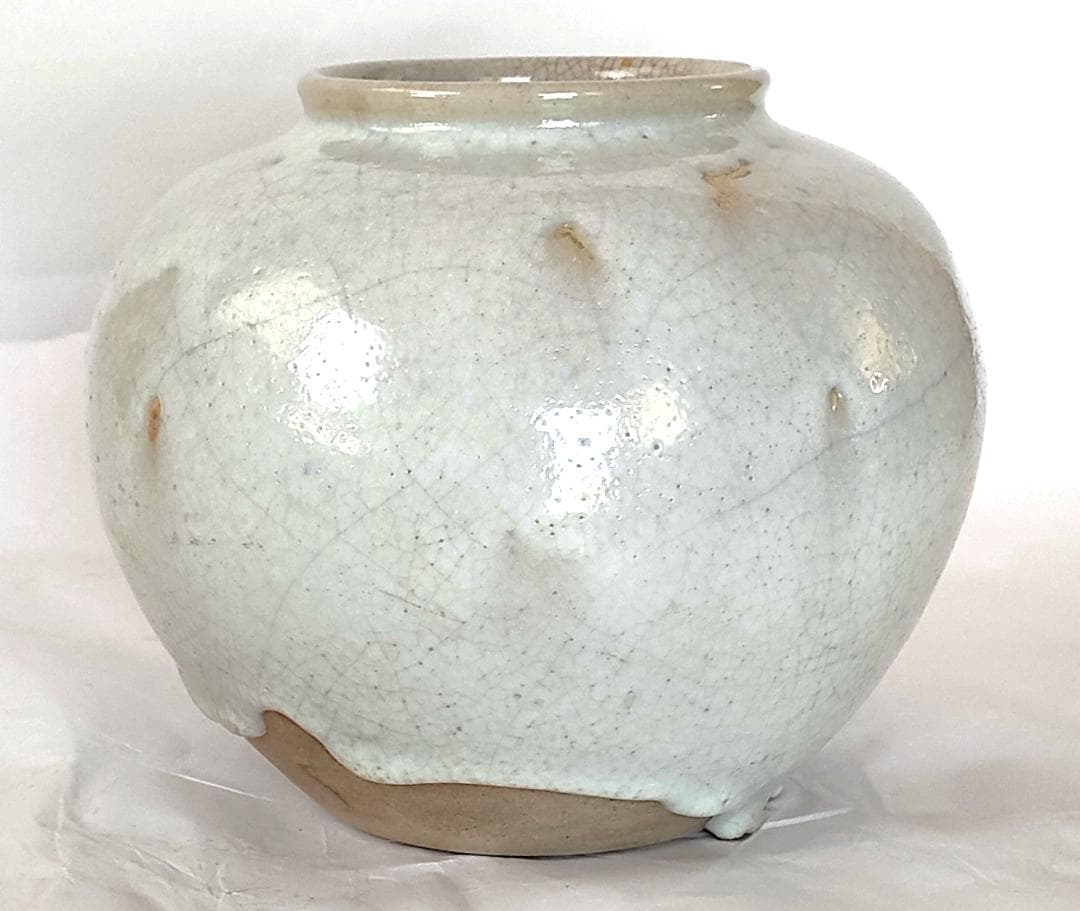 陶器 花入れ 白釉薬 球体 Ac-248