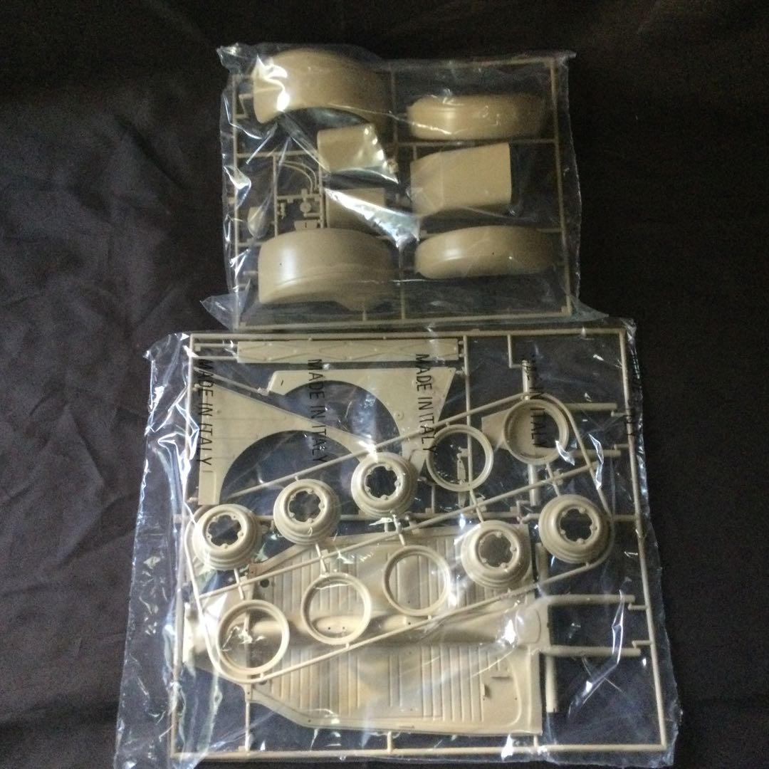 VW TYP82キューベルワーゲン 1/9 ESCI 未組立キット