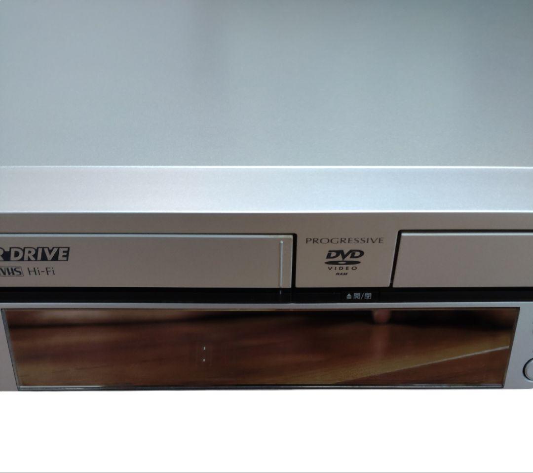 Panasonic VHS ビデオ一体型 DVDレコーダーDMR-E70V