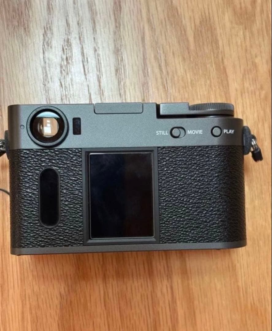 富士フイルム X-HF1 チャコールシルバー中古美品　fujifilm