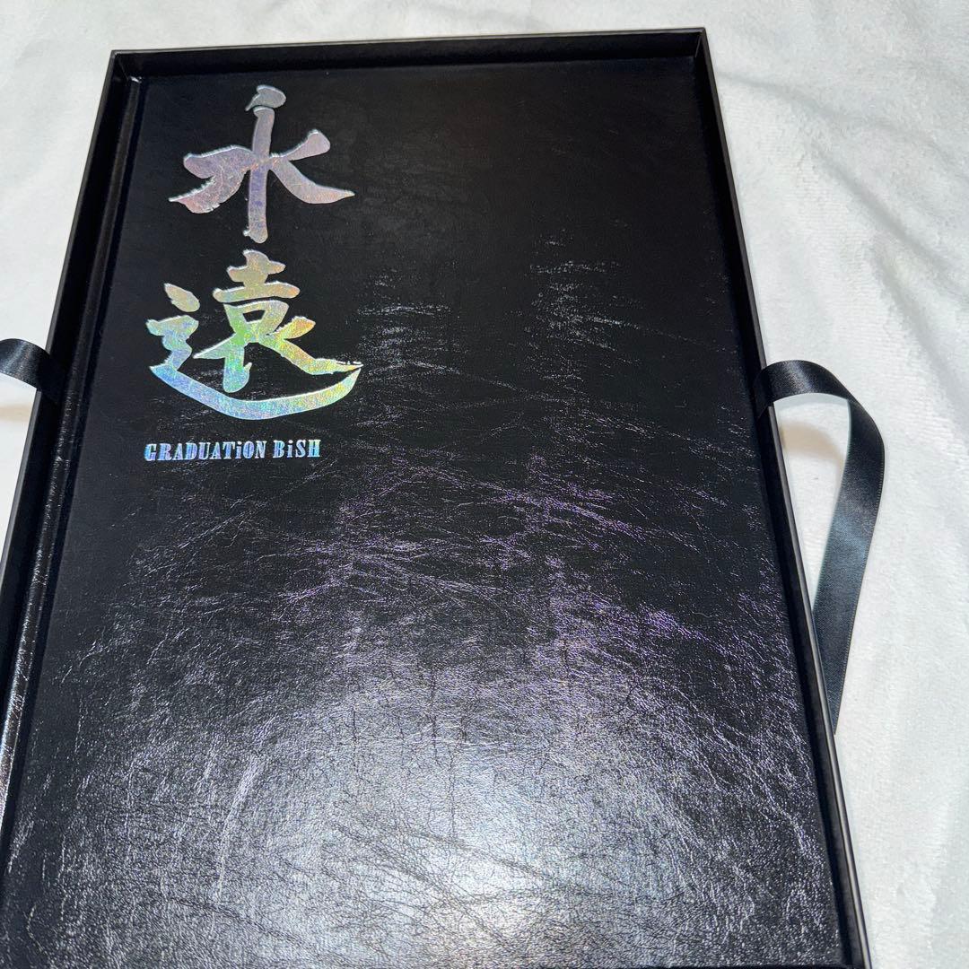 GRADUATiON BiSH(6人全員)，BiSHCOSTUME BOOK