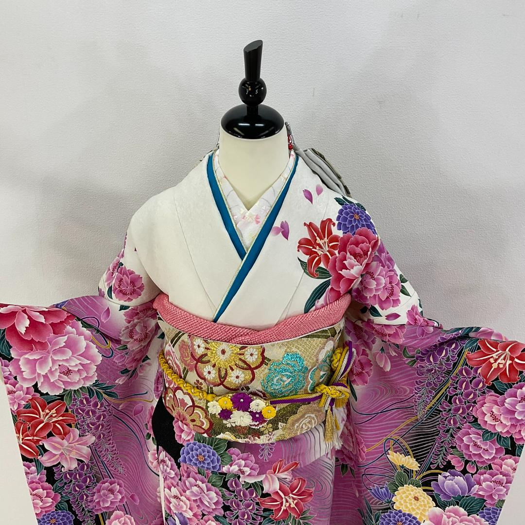 お振袖　単品　お仕立て上り品　白×紅紫　玉　正絹　美品　成人式　袴スタイルにも