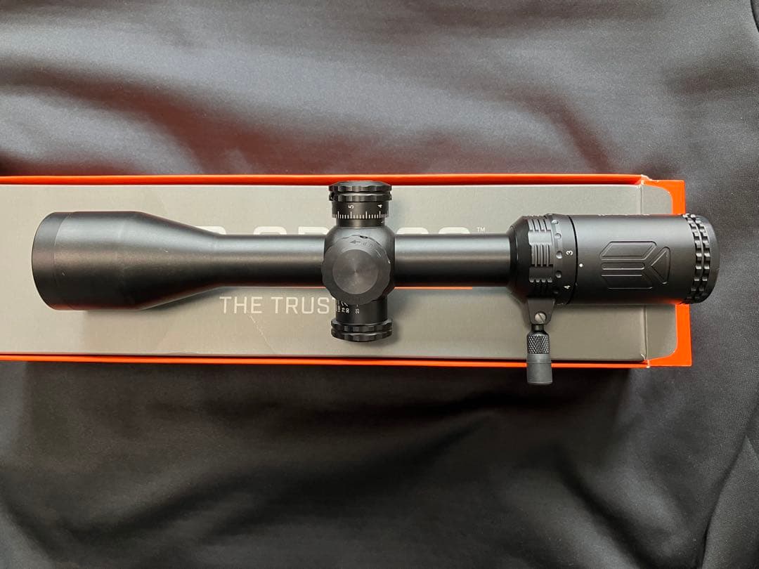 スコープ　可変ズームレバー付き　Bushnell ブッシュネル「DZ223」