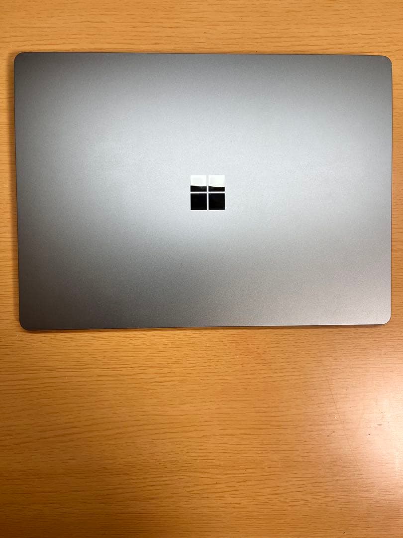 【最終値下げ】Surface Lptoo5 特別モデル　液晶異常あり