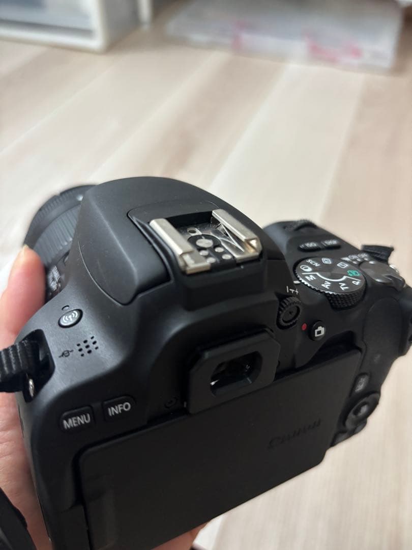 Canon EOS Kiss X9デジタル一眼レフ 本体