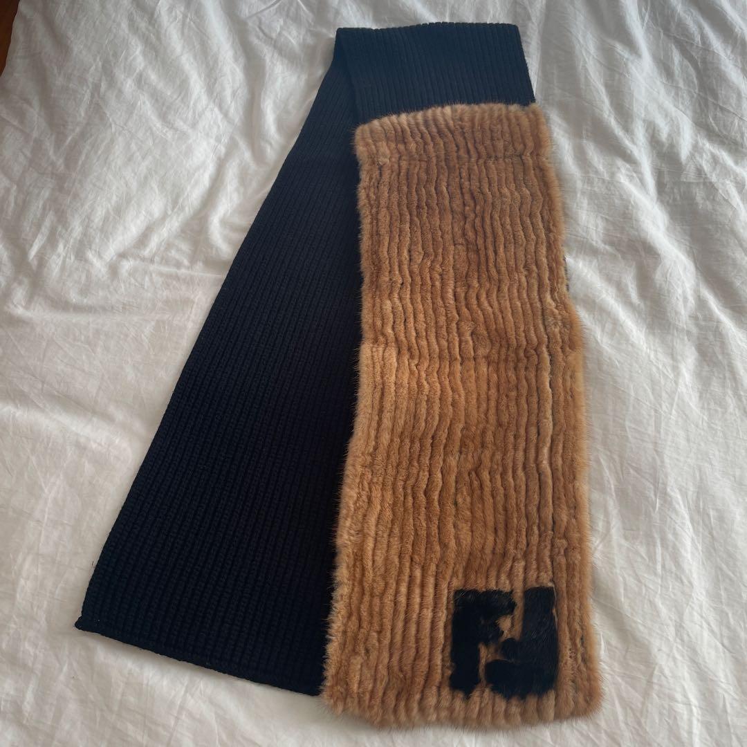 Fendi リブ編みファーマフラー　フェンディ