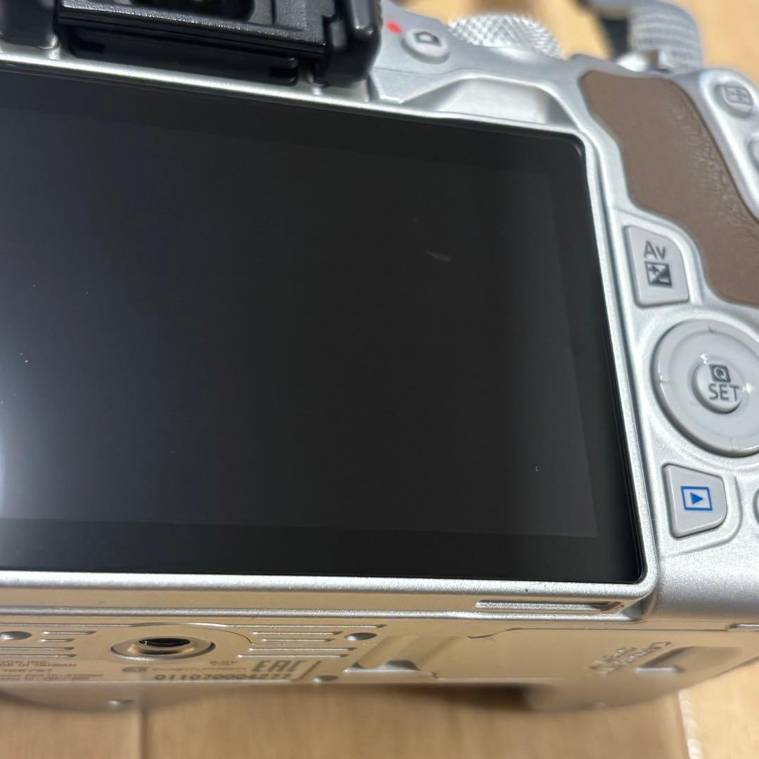 Canon EOS kiss x10 一眼レフ カメラ スマホ転送 キヤノン