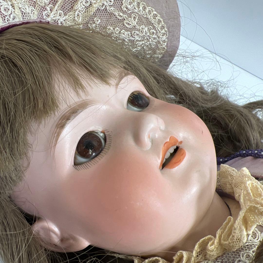 アーモンド・マルセル　アンティークビスクドールブラウンアイオープンマウス銘A&M