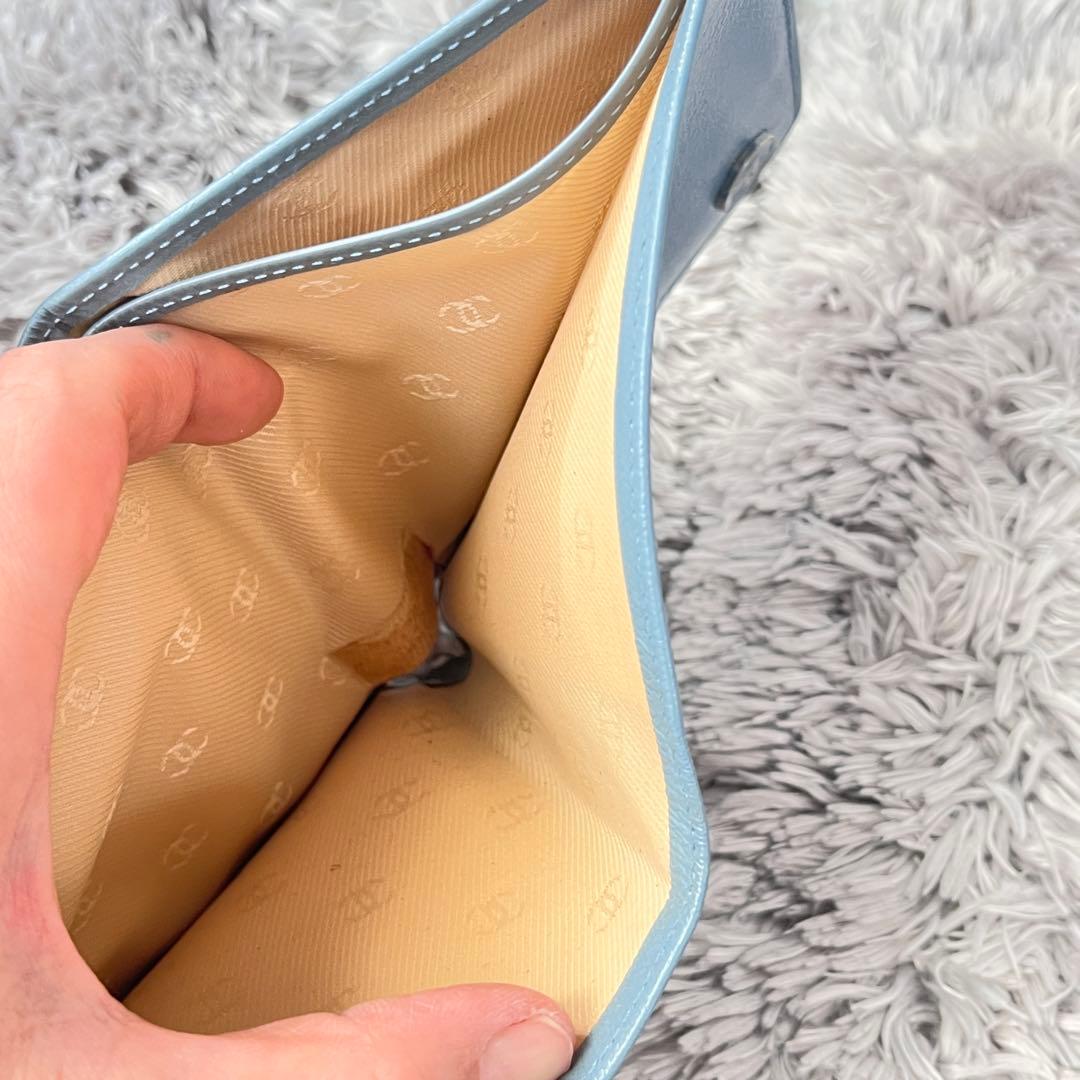 CHANEL 折り財布　ココマーク　ココボタン　水色　レディース