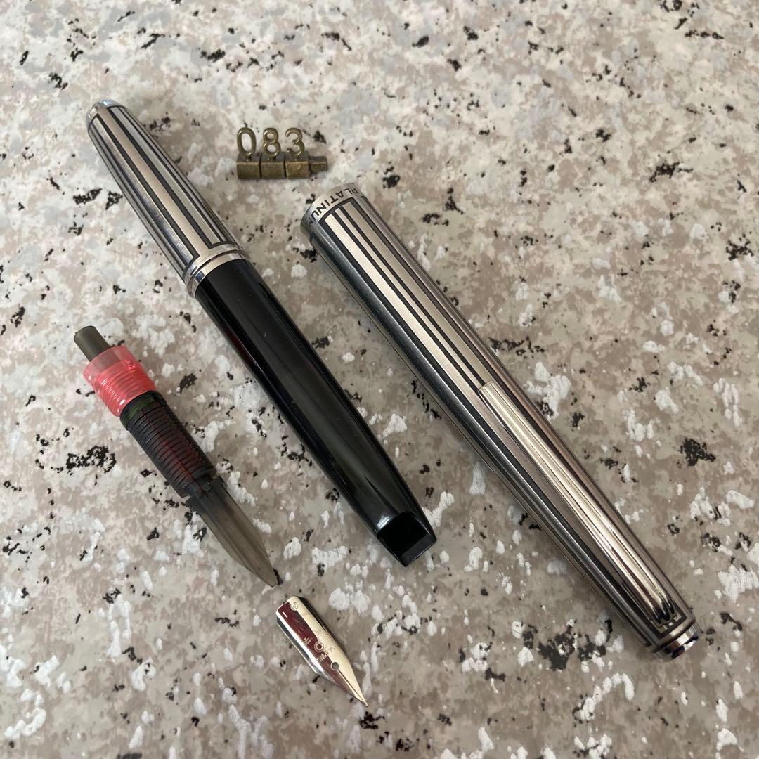 #083 オーバーホール済み 万年筆 プラチナ PLATINUM 蝕刻 14k