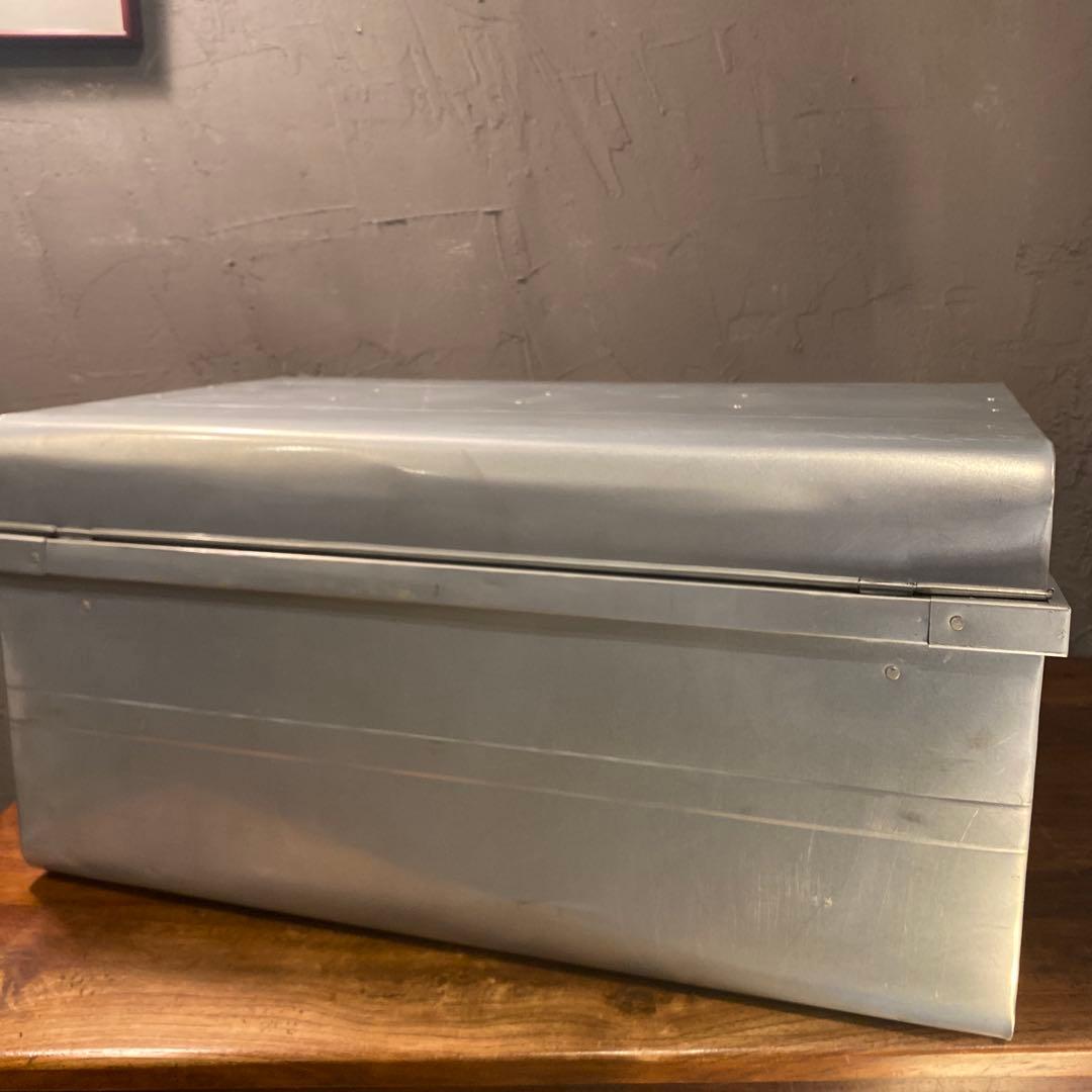 ブリキのトランクケース ヴィンテージ インテリア 収納 キャンプ L