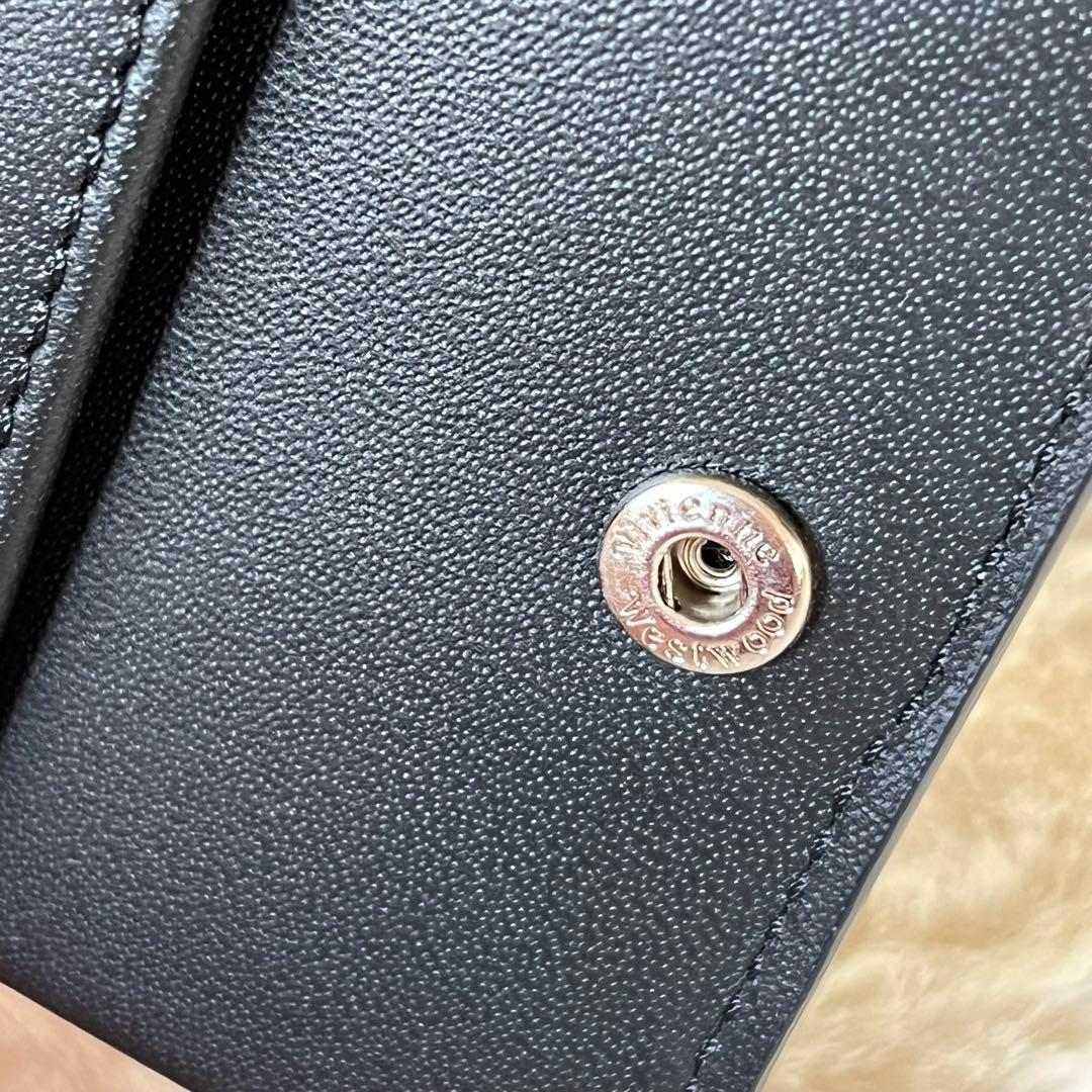 2.8万Vivienne Westwood◇サフィアーノ ブラック 二つ折り財布