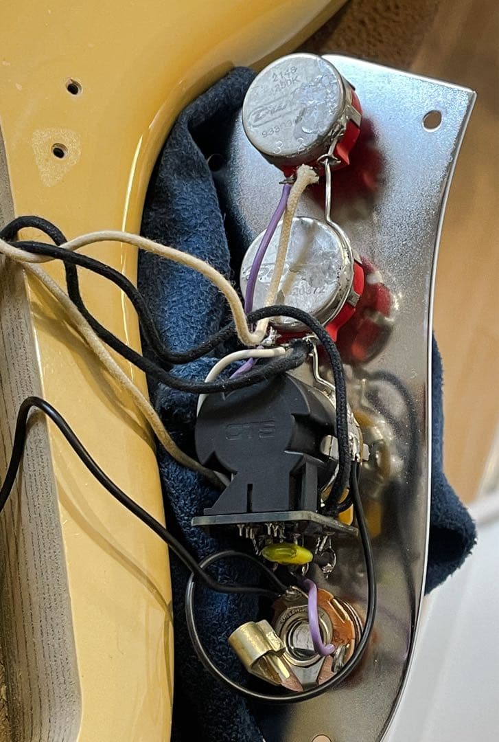 【しろくろ4696】Fender USA アメリカンプロフェッショナル