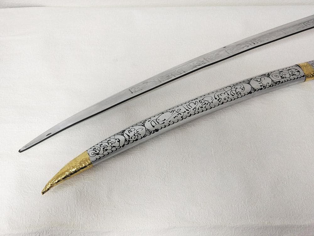 ◆新品　イスラム王の剣（刀）シルバー・戦士・コスプレ・コレクション　銃刀法ＯＫ