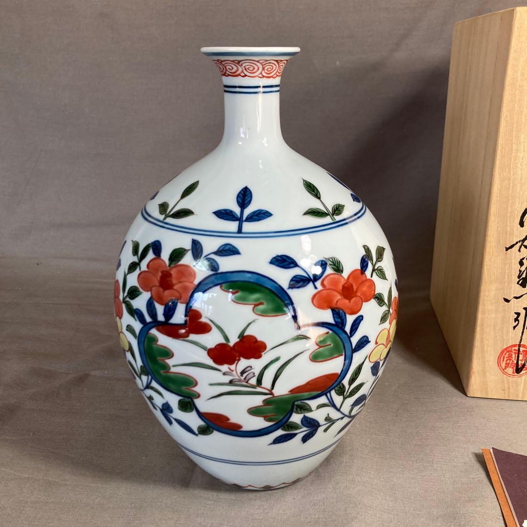 【源右衛門】古伊万里の伝統　日本の名窯　舘林源右衛門作　染錦古伊万里椿絵　花瓶