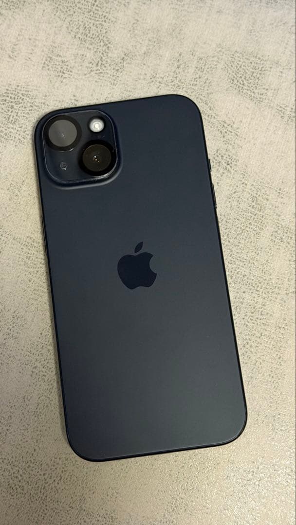 も*も様 Apple iPhone 15 ブラック 本体(音量下げるボタン不良)