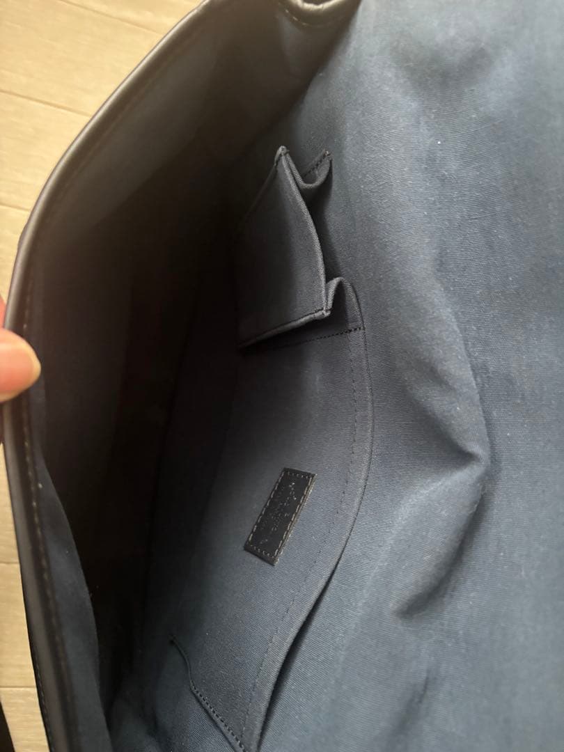Louis Vuitton 紺ショルダーバッグ