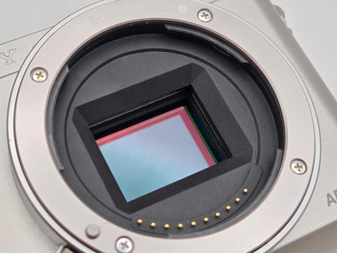 ソニー　SONY α6000 ボディ シルバー ILCE-6000