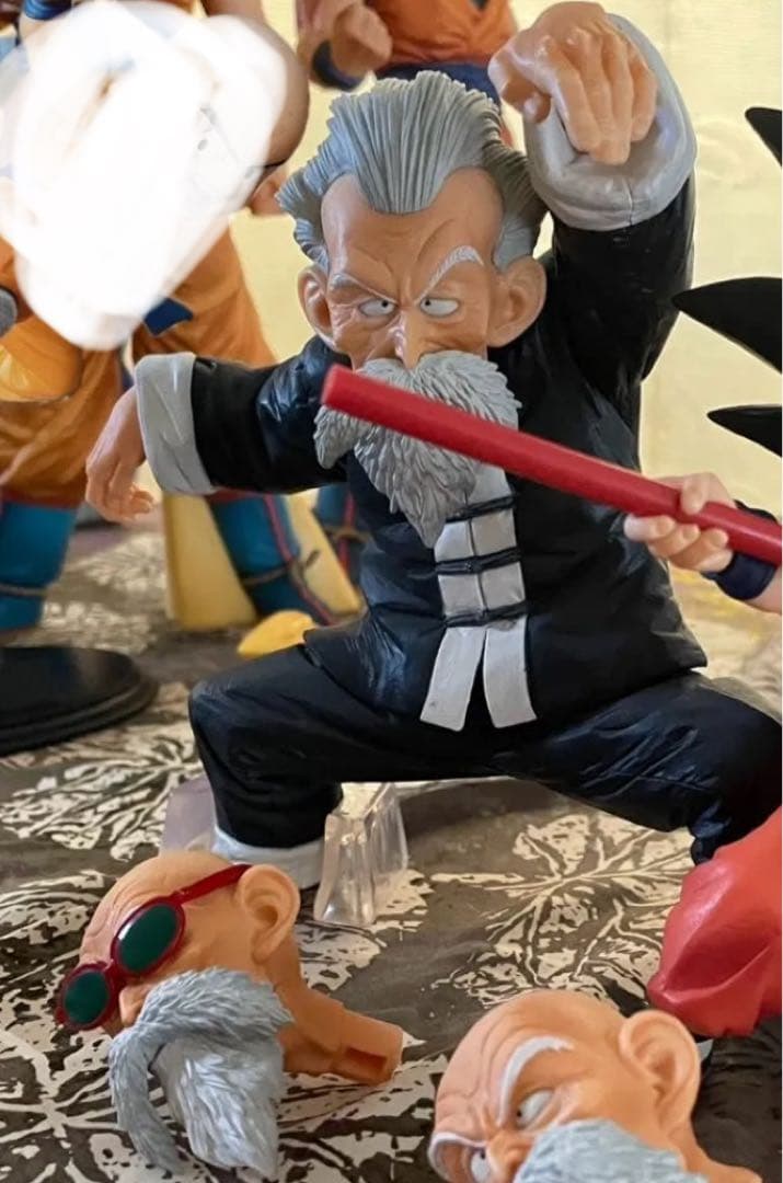 ドラゴンボールフィギュア　雲の上の神殿　ピッコロ　strong chains