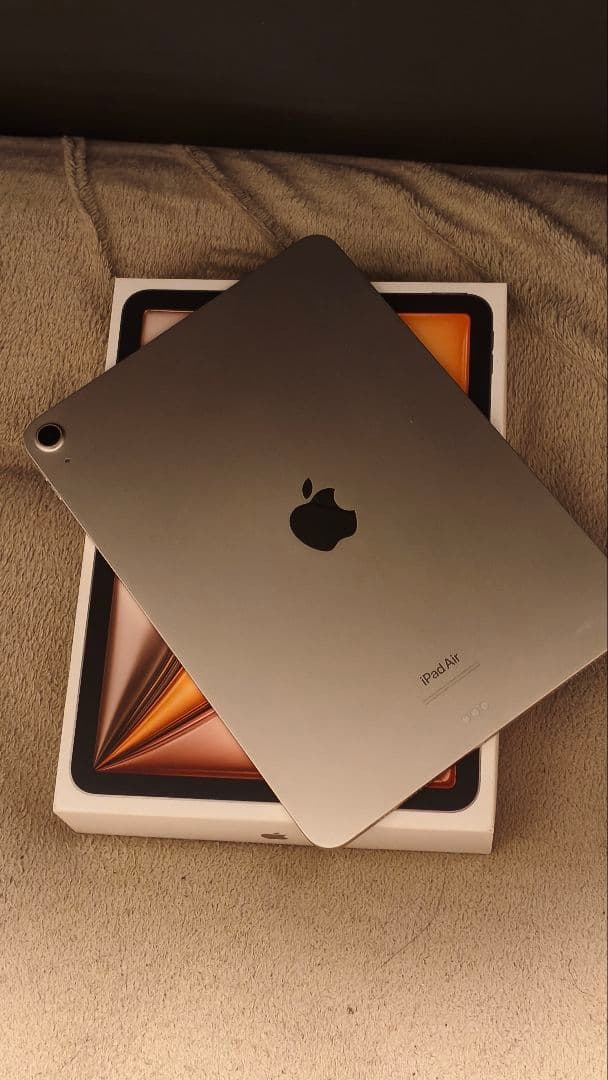 iPad Air M2 2024　 128gb 11インチ starlight