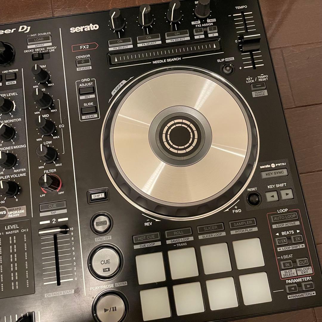 パイオニア DDJ-SR2 DJコントローラー