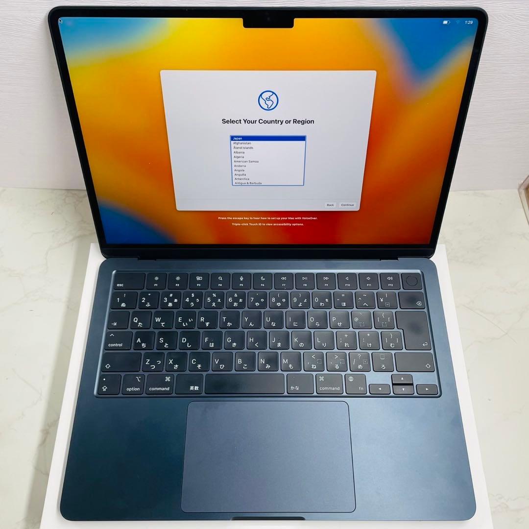 MacBook Air 2022 13インチ M2 8GB 256GB