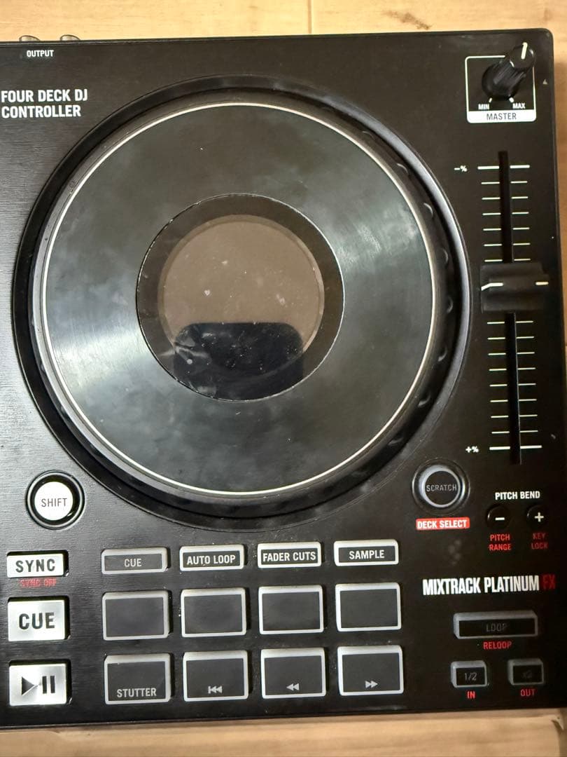 Mixtrack Platinum FX ジャンク品　カバー無し